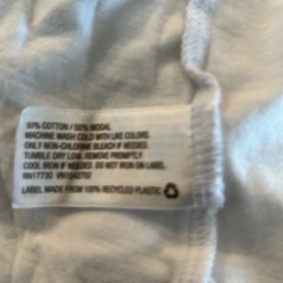 A NEW DAY Women’s Plain Tee Size XS - Picture 4 of 4